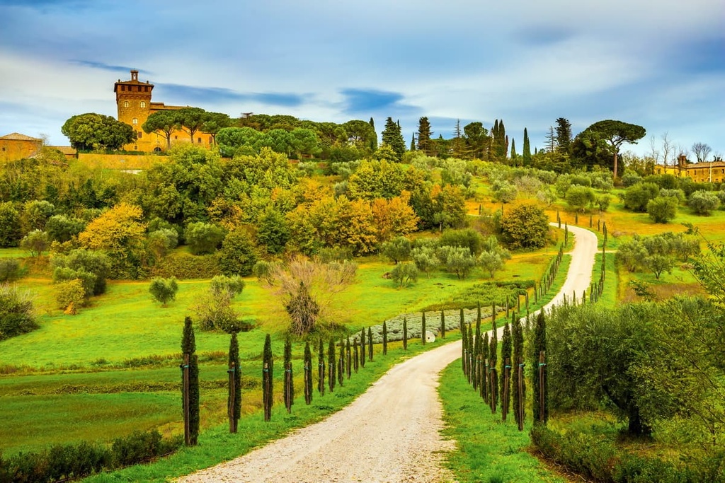 Cozy picturesque farms in the hills of Tuscany, Italy