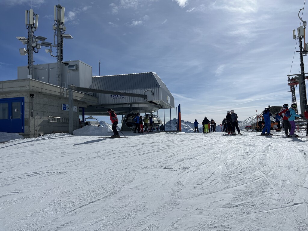The Greitspitzbahn stat atop Greitspitz