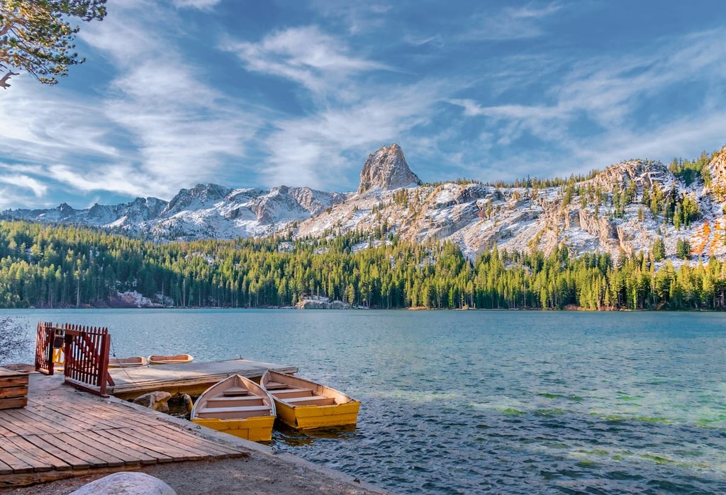 This peak is in Mammoth Lakes in Central California, in Sierra Nevada Mountains.