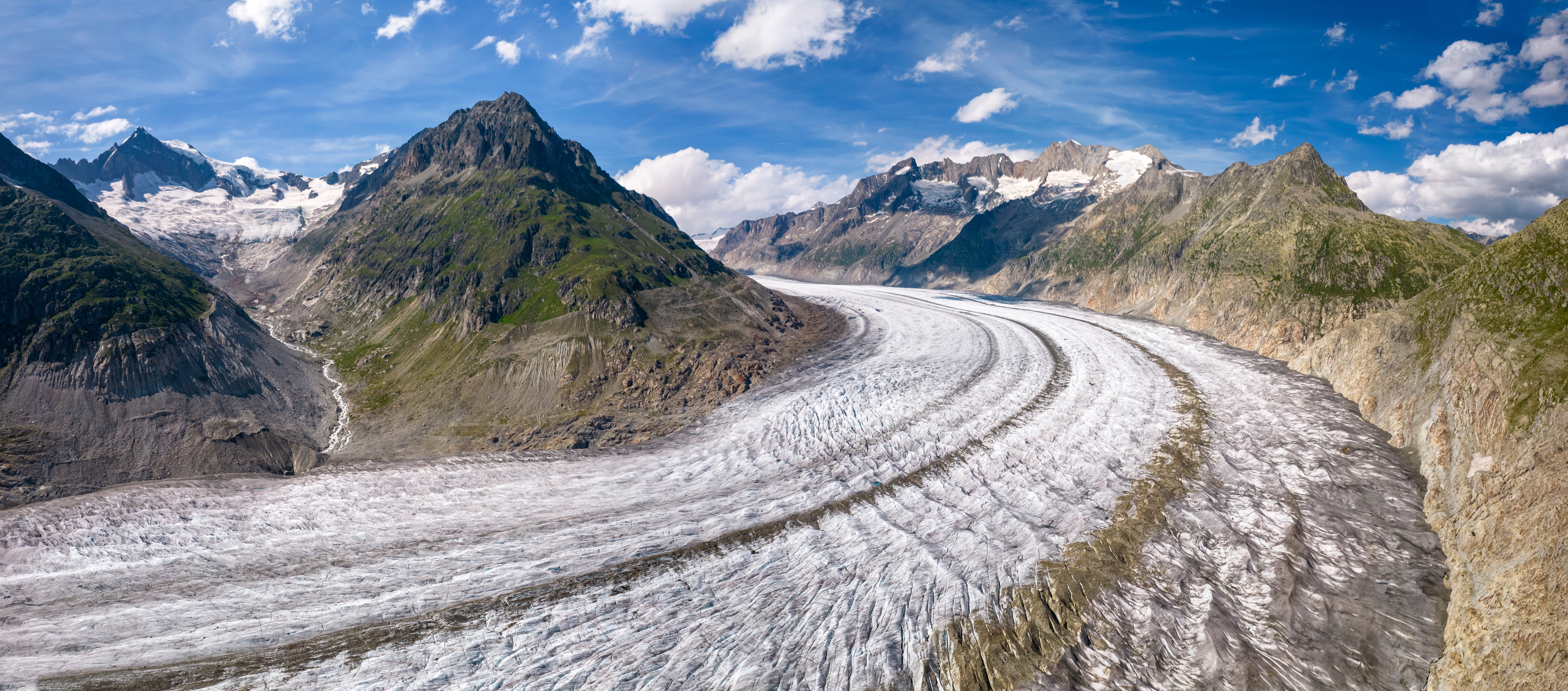Aletsch glacier boulders
